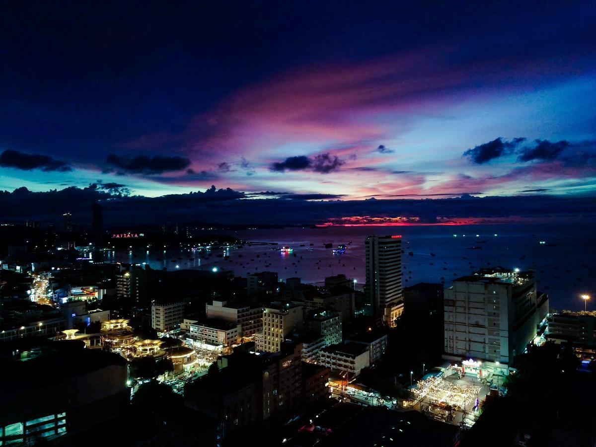 The Base Pattaya 芭提雅基地公寓 Luaran gambar